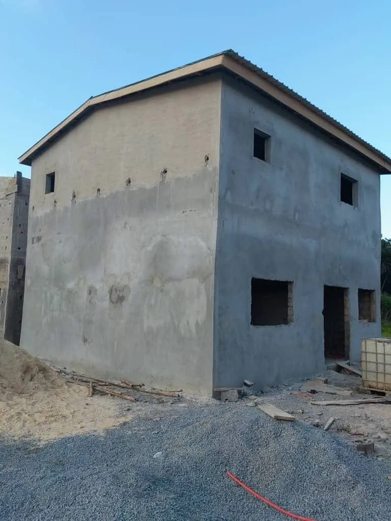 Chantier G-Construction — gros œuvre R+1 en phase de structure brute
